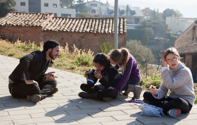 Photo from the original post "Kids in Spain find that Collaborative Art Works", 2012.